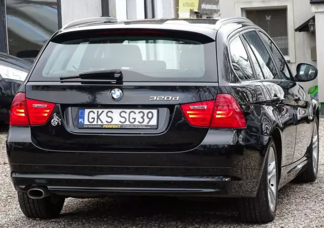 BMW Seria 3 320d DPF Touring