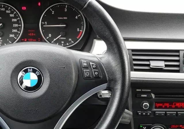 BMW Seria 3 320d DPF Touring