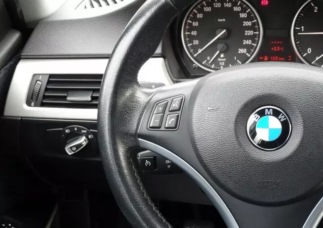 BMW Seria 3 320d DPF Touring