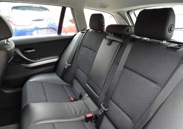 BMW Seria 3 320d DPF Touring