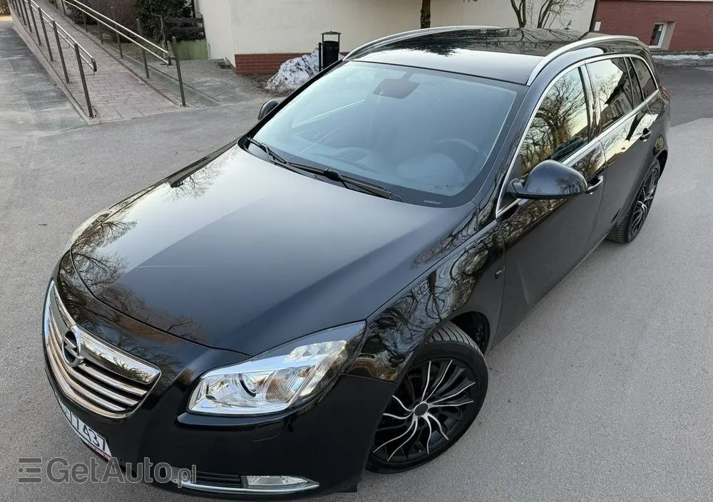 OPEL Insignia 