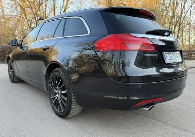 OPEL Insignia 