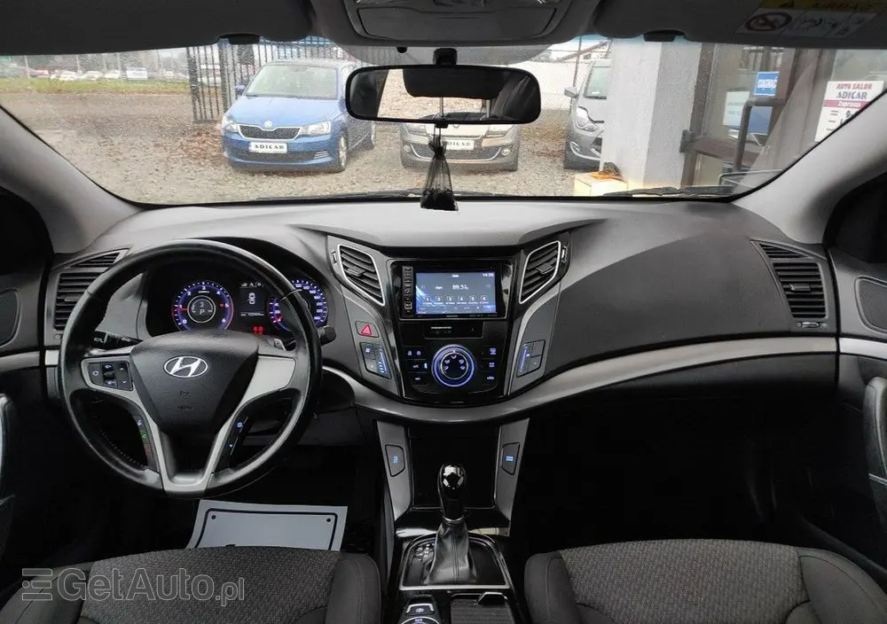 HYUNDAI I40 