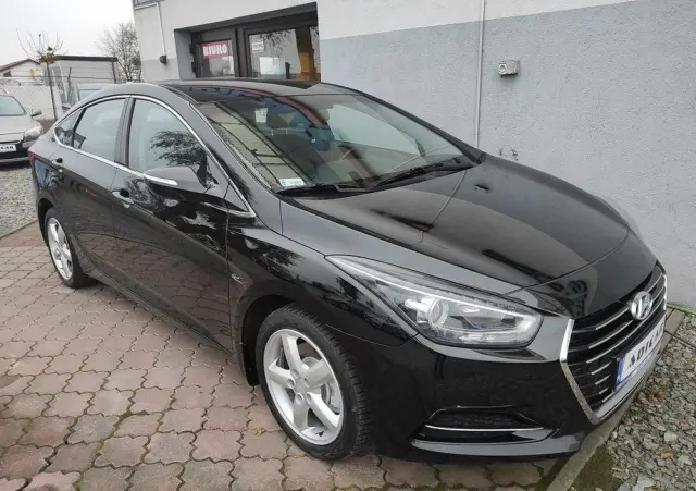 HYUNDAI I40 