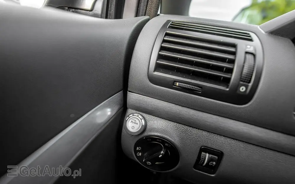 VOLKSWAGEN Sharan 1.8 5V Turbo Automatik Exclusive Edition II