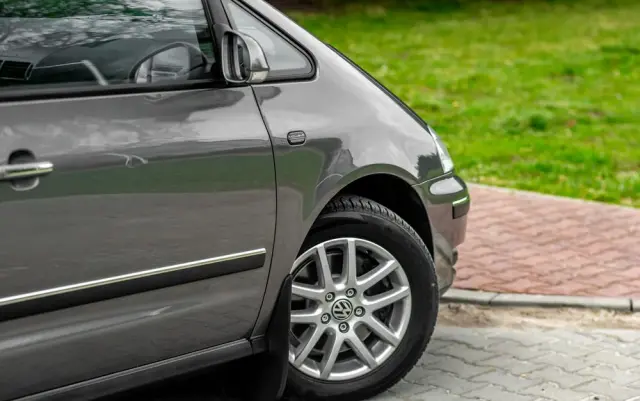 VOLKSWAGEN Sharan 1.8 5V Turbo Automatik Exclusive Edition II