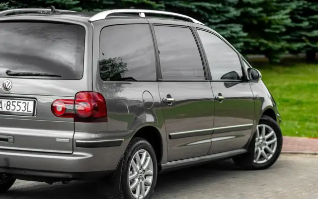 VOLKSWAGEN Sharan 1.8 5V Turbo Automatik Exclusive Edition II