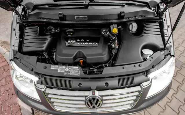 VOLKSWAGEN Sharan 1.8 5V Turbo Automatik Exclusive Edition II