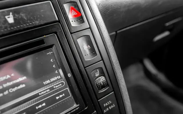 VOLKSWAGEN Sharan 1.8 5V Turbo Automatik Exclusive Edition II