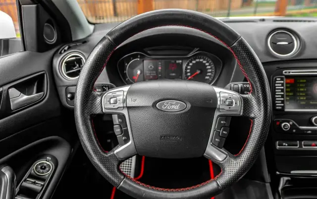 FORD Mondeo 2.0 TDCi Titanium S