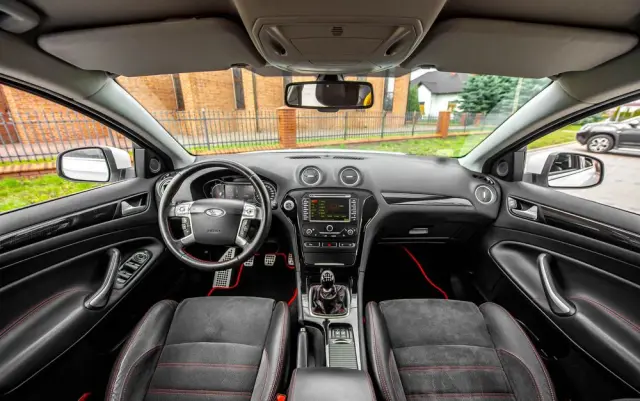 FORD Mondeo 2.0 TDCi Titanium S