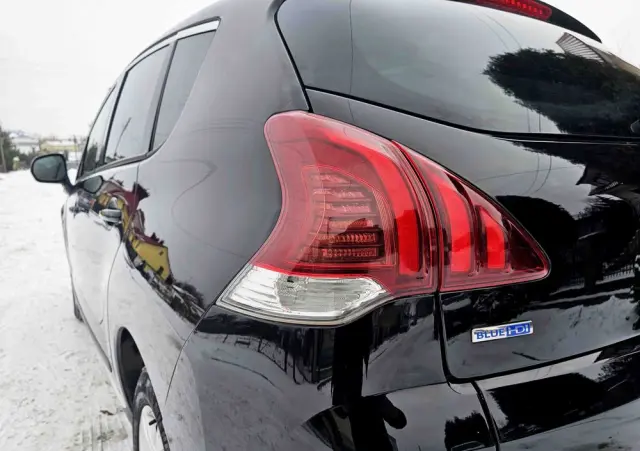 PEUGEOT 3008 BlueHDi 150 Stop & Start Allure