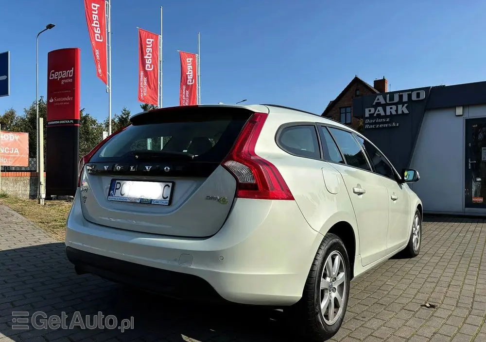 VOLVO V60 D2 Kinetic