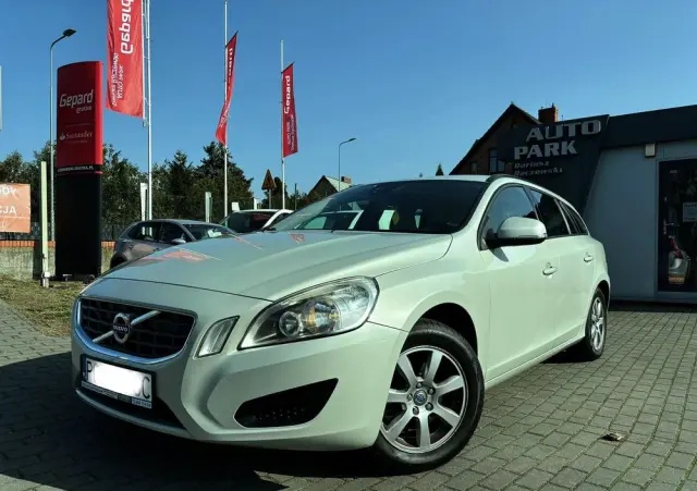VOLVO V60 D2 Kinetic
