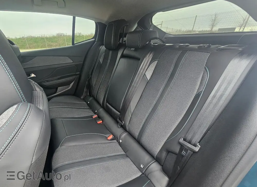 PEUGEOT 408 1.2 PureTech mHEV Allure S&S e-DCS6