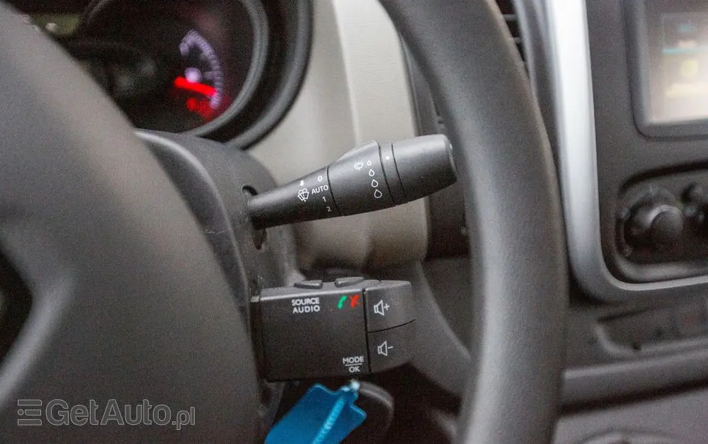 RENAULT Trafic L2H1 BRYGADOWY 5-OSÓB 125KM 