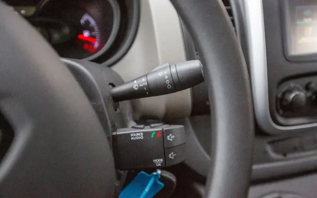 RENAULT Trafic L2H1 BRYGADOWY 5-OSÓB 125KM 