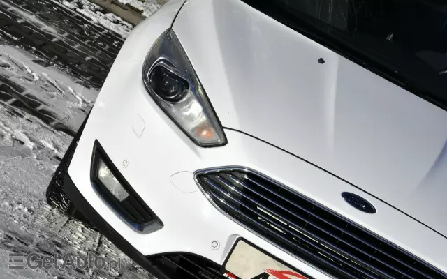 FORD Focus 2.0 TDCi Titanium ASS PowerShift