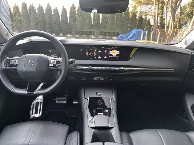 DS 4 