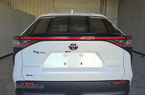 TOYOTA BZ4X 