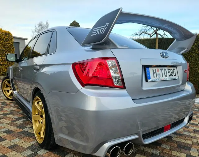 SUBARU Impreza 2.5 WRX STI TOP