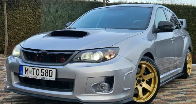 SUBARU Impreza 2.5 WRX STI TOP
