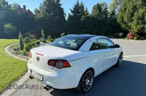 VOLKSWAGEN Eos 