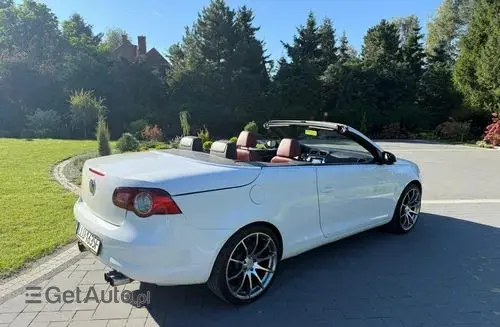 VOLKSWAGEN Eos 