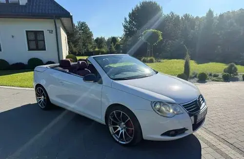 VOLKSWAGEN Eos 