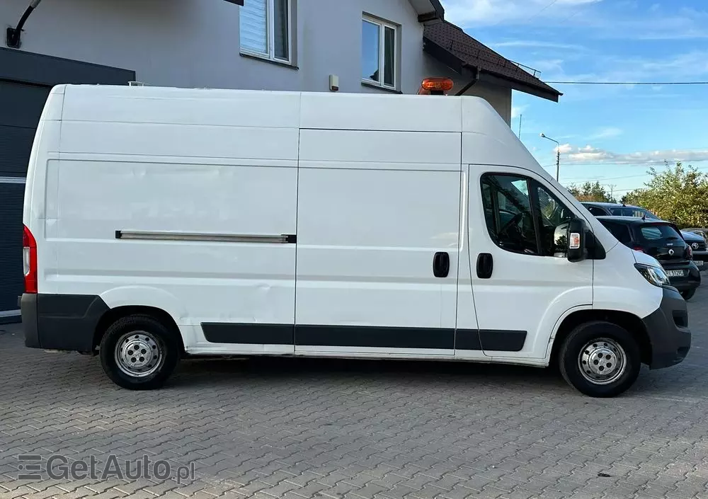 PEUGEOT Boxer 335 BlueHDi L3H3 