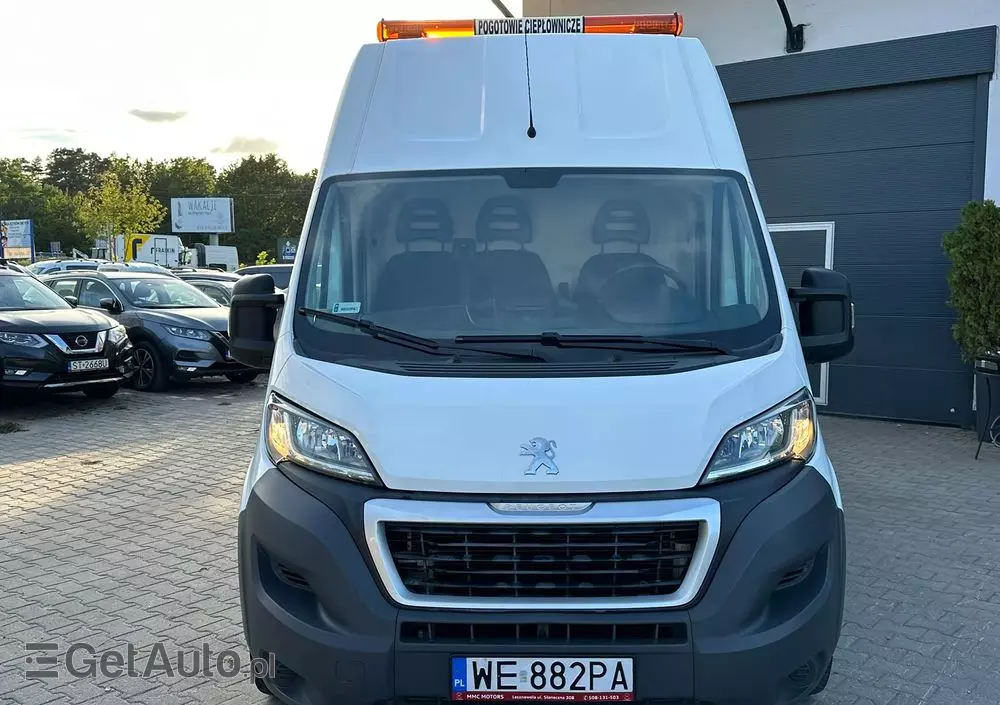 PEUGEOT Boxer 335 BlueHDi L3H3 