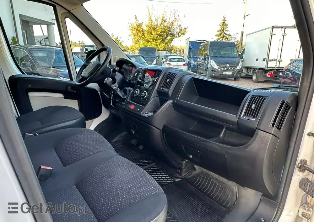 PEUGEOT Boxer 335 BlueHDi L3H3 