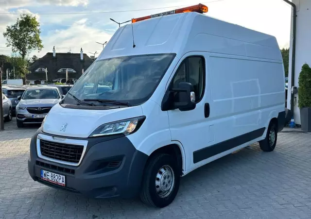 PEUGEOT Boxer 335 BlueHDi L3H3 