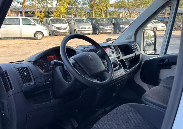 PEUGEOT Boxer 335 BlueHDi L3H3 