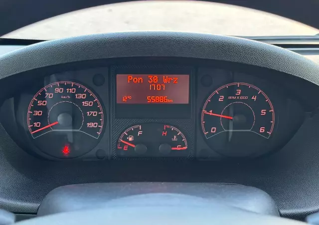 PEUGEOT Boxer 335 BlueHDi L3H3 