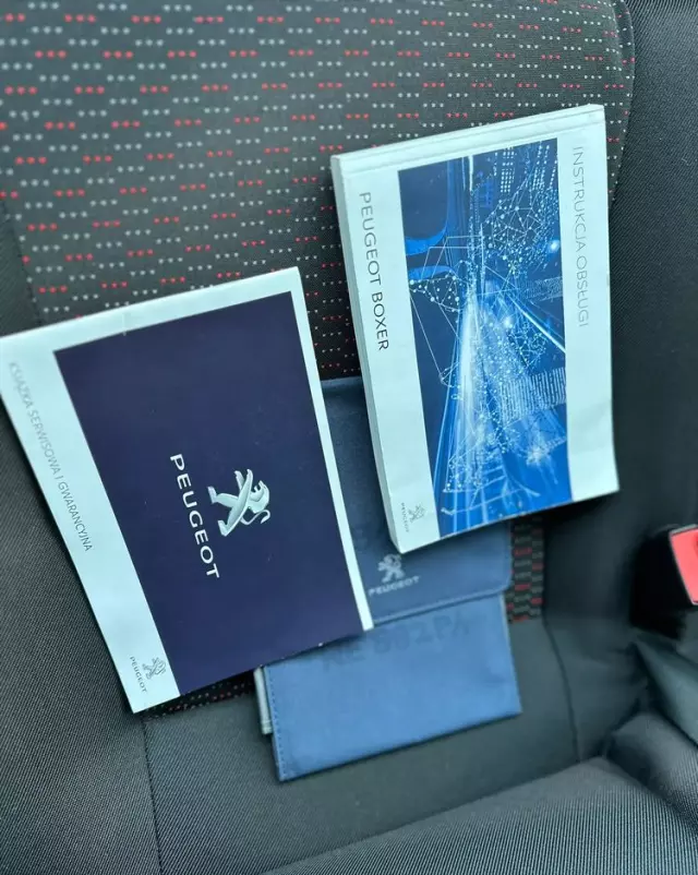 PEUGEOT Boxer 335 BlueHDi L3H3 