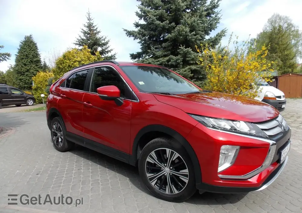 MITSUBISHI Eclipse Cross 1.5 T Invite Plus