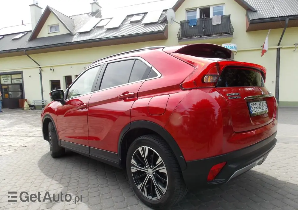 MITSUBISHI Eclipse Cross 1.5 T Invite Plus
