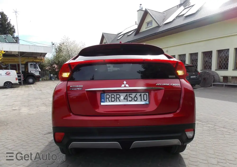MITSUBISHI Eclipse Cross 1.5 T Invite Plus