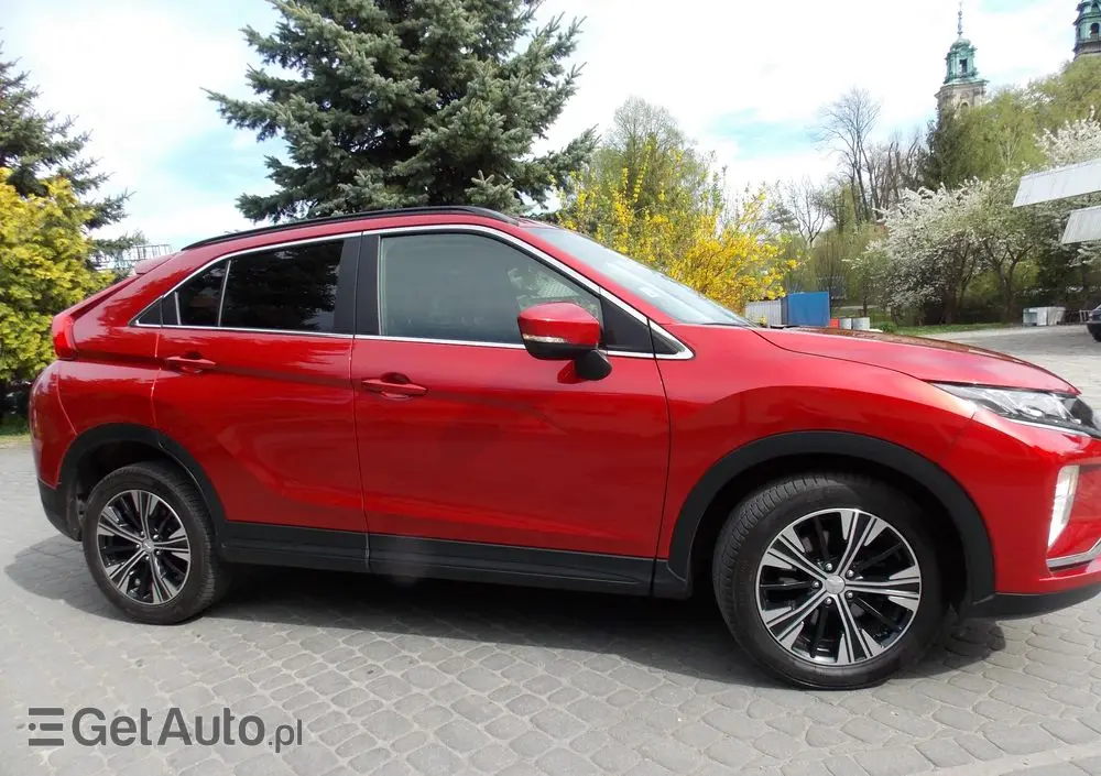 MITSUBISHI Eclipse Cross 1.5 T Invite Plus