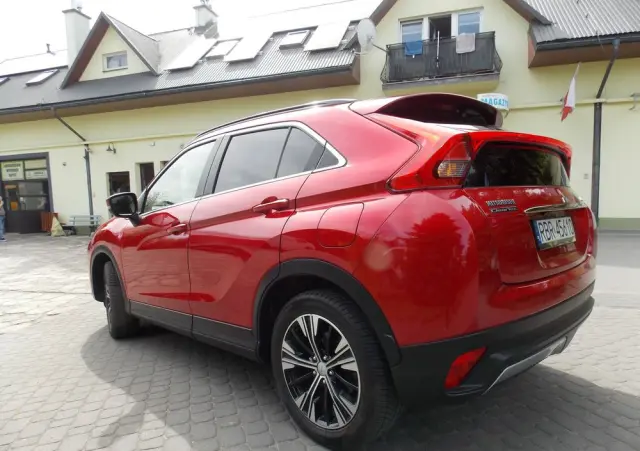MITSUBISHI Eclipse Cross 1.5 T Invite Plus