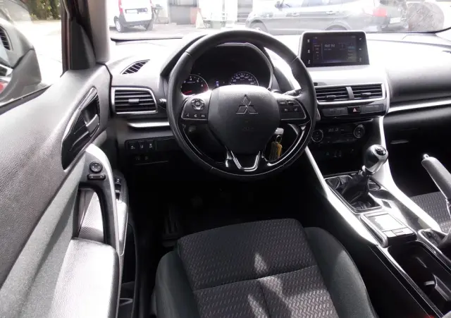 MITSUBISHI Eclipse Cross 1.5 T Invite Plus