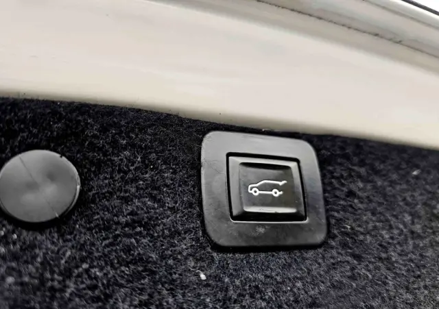 OPEL Insignia 1.6 Turbo Innovation