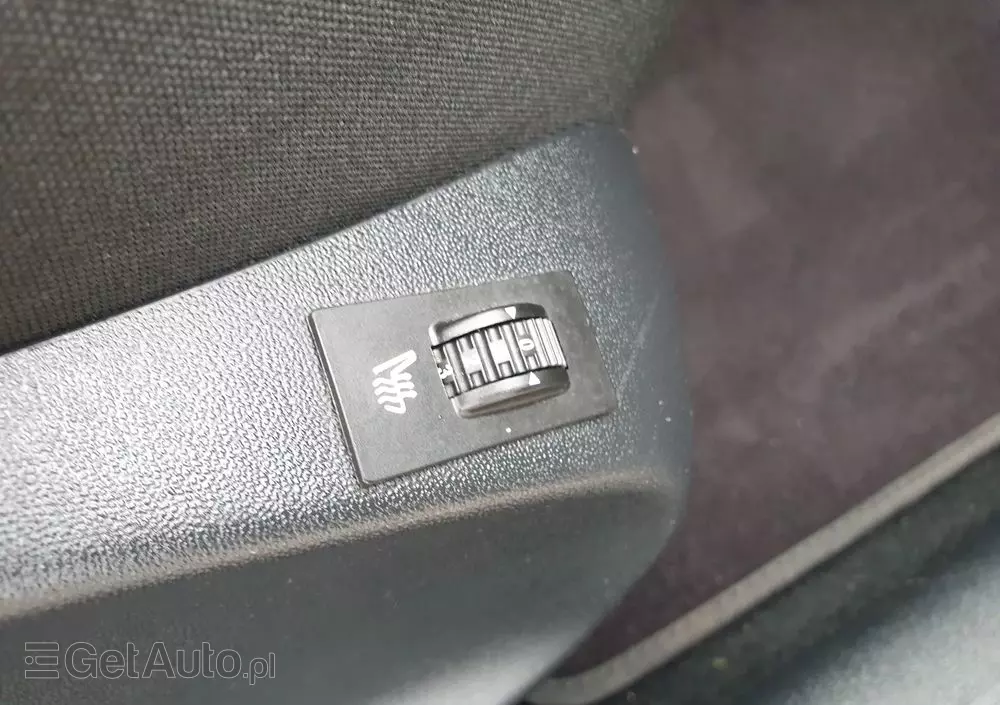 PEUGEOT 2008 1.2 Pure Tech GPF Active S&S