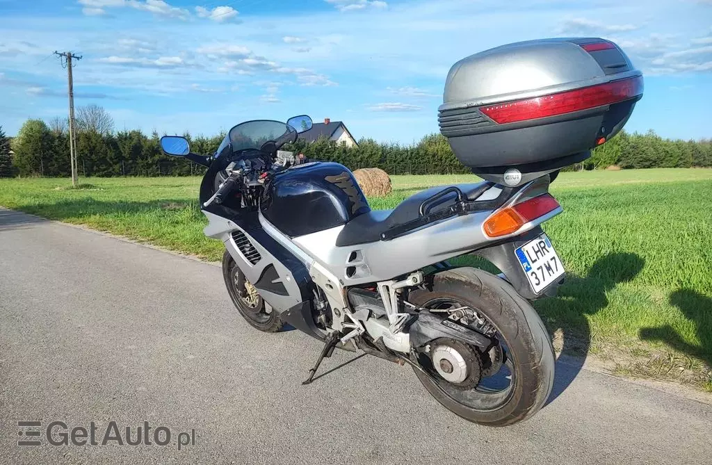 HONDA VFR  
