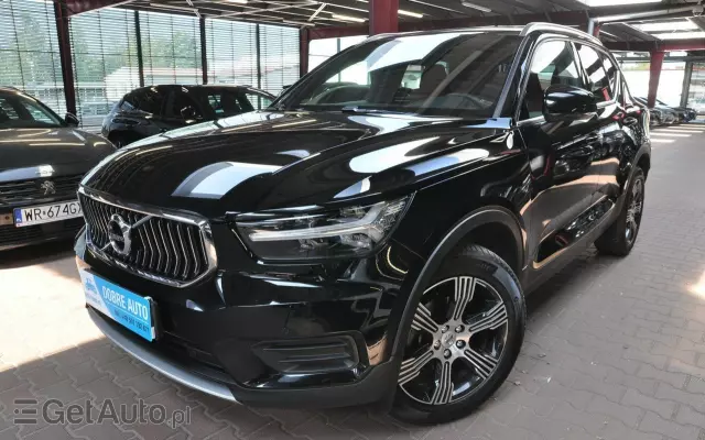 VOLVO XC 40 