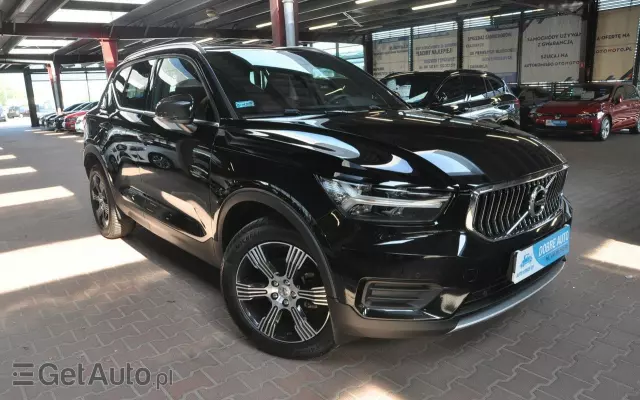 VOLVO XC 40 