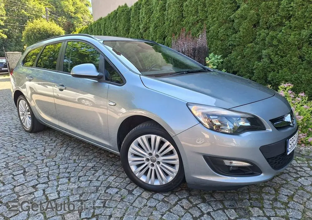 OPEL Astra 1.4 T Edition 150