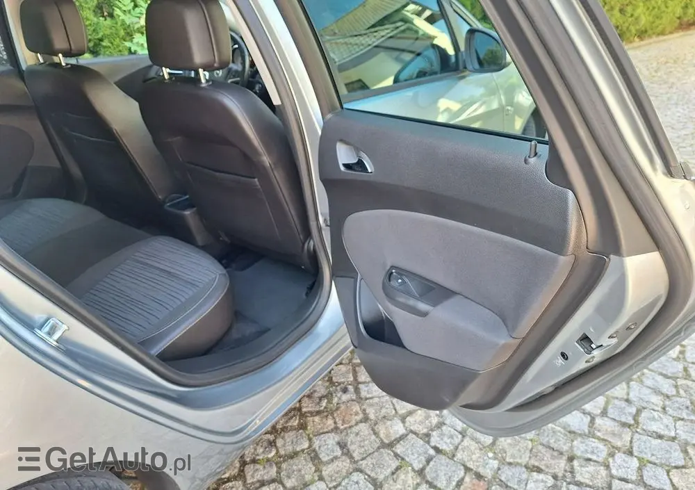 OPEL Astra 1.4 T Edition 150