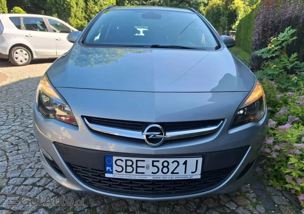 OPEL Astra 1.4 T Edition 150